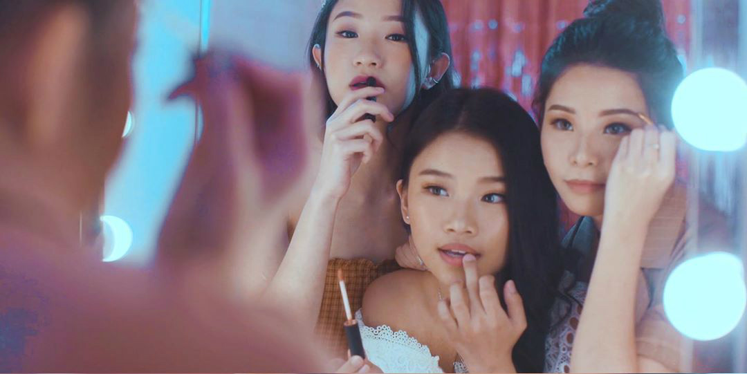 Glenn Alinskie, Titan Tyra, dan Vidi Aldiano hanyalah beberapa nama terkenal yang menjadi klien Ivan